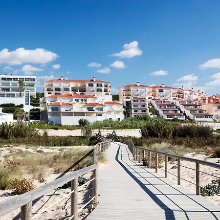 The Village - D'el Rey Golf & *