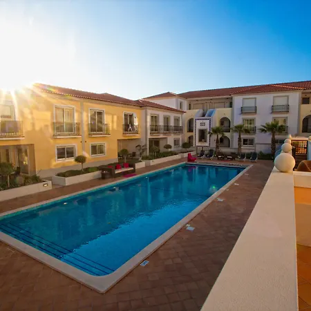 The Village - D'el Rey Golf & Villa *