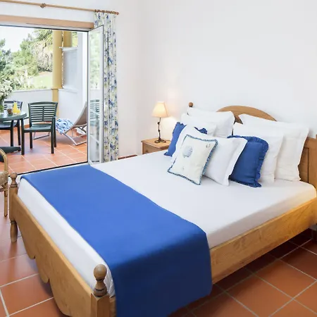 The Village - D'el Rey Golf & וילה *