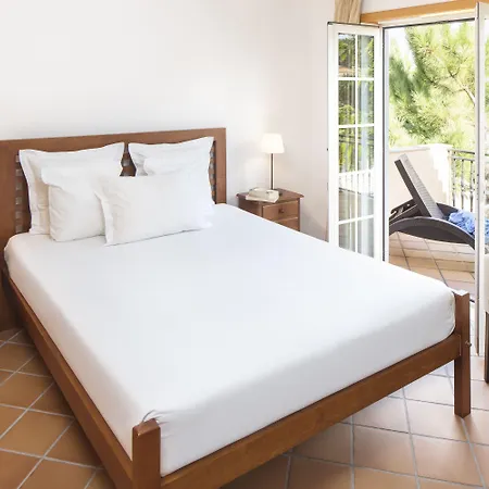 The Village - D'el Rey Golf & * אובידוס