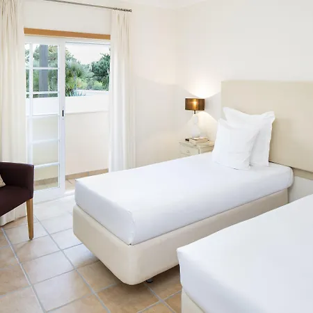 The Village - D'el Rey Golf &