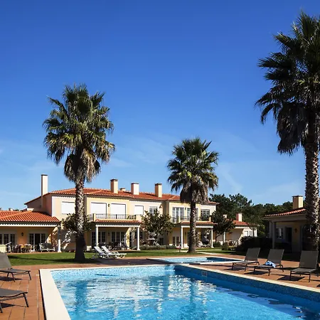 The Village - D'el Rey Golf & Όμπιδος