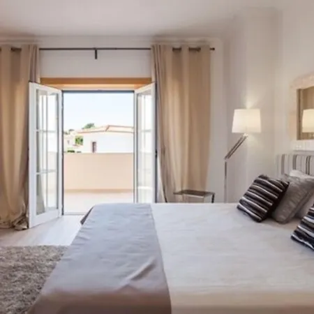 The Village - D'el Rey Golf & Βίλα Όμπιδος