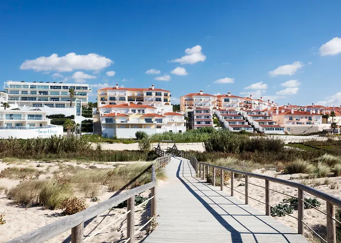 The Village - D'el Rey Golf & *