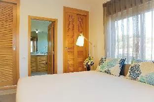 The Village - D'el Rey Golf &