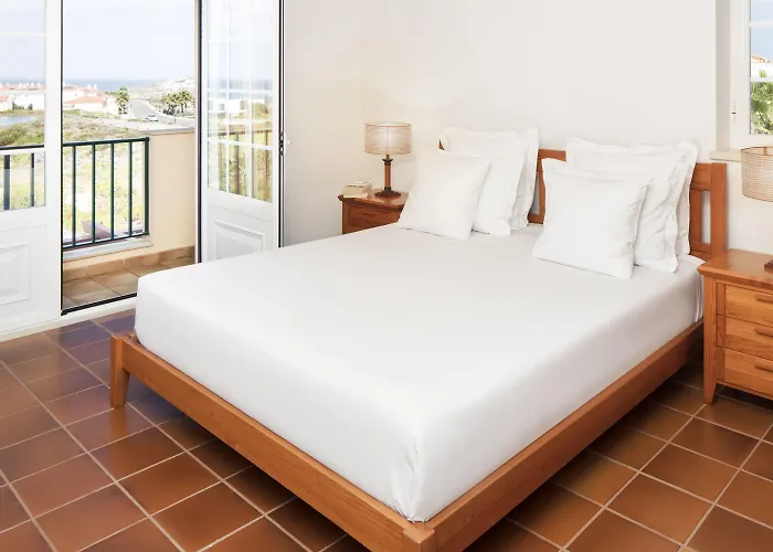 The Village - D'el Rey Golf & *